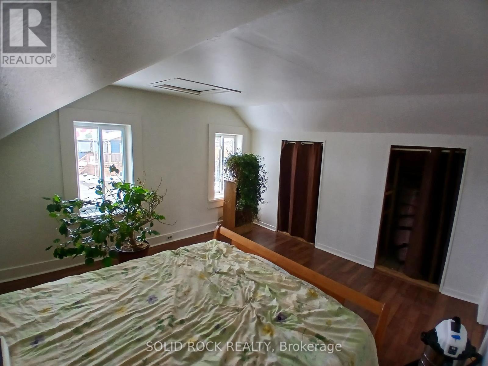112 Broadway Street W, Merrickville-Wolford, Ontario  K0G 1N0 - Photo 5 - X12085911