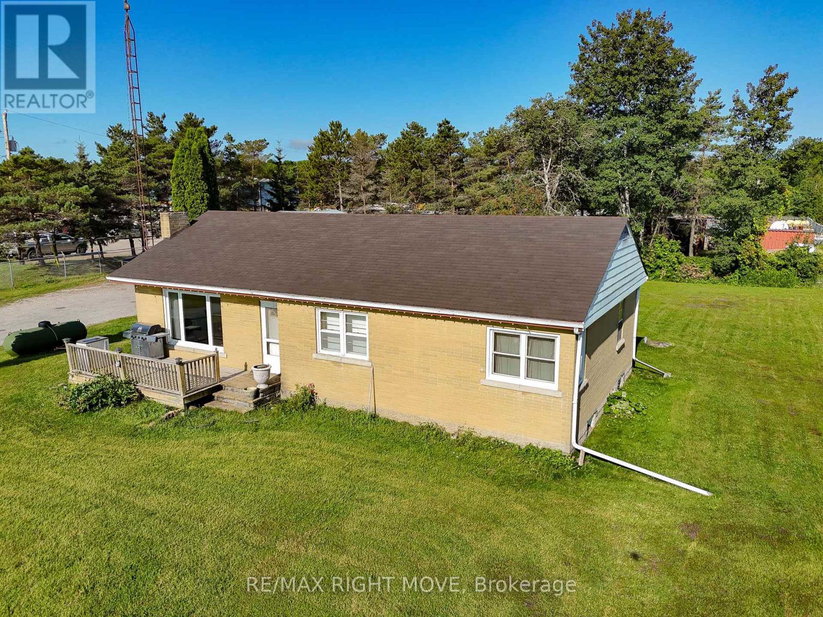 4142 Stewarts Lane, Severn, Ontario  L3V 6K6 - Photo 16 - S12085873