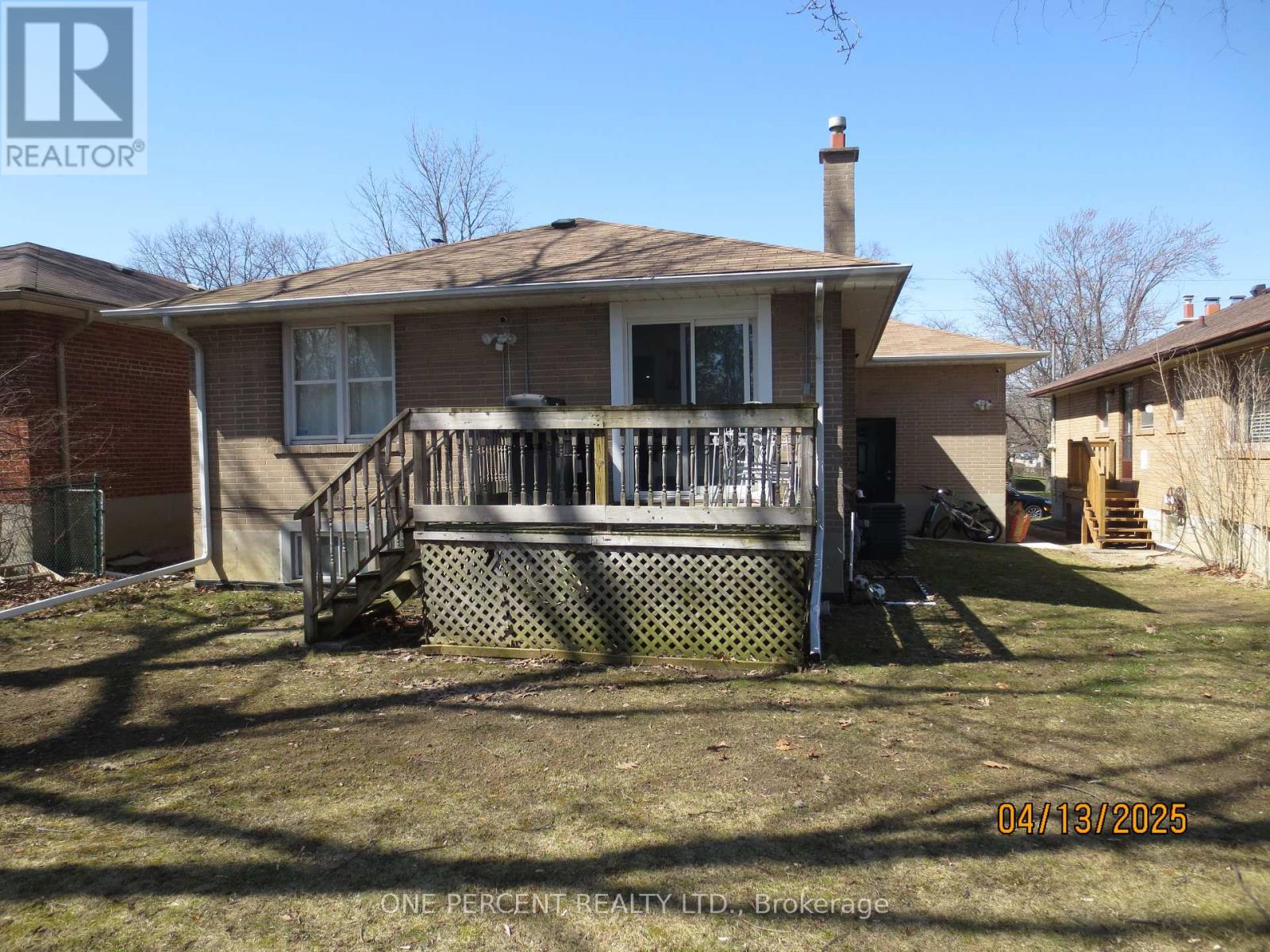 39 Decarie Circle, Toronto, Ontario  M9B 3J1 - Photo 43 - W12083273