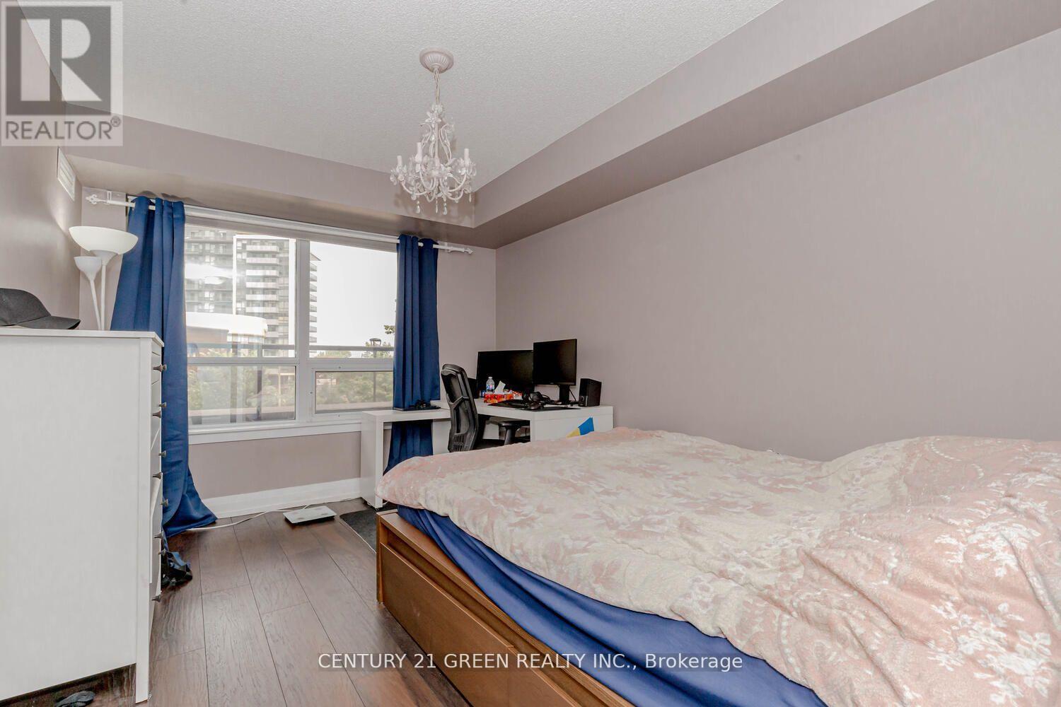 217 - 55 De Boers Drive, Toronto, Ontario  M3J 0G5 - Photo 18 - W12085891