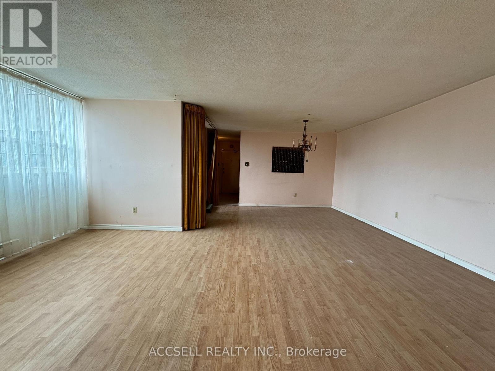 Property at 1003 - 2323 CONFEDERATION PARKWAY image 2