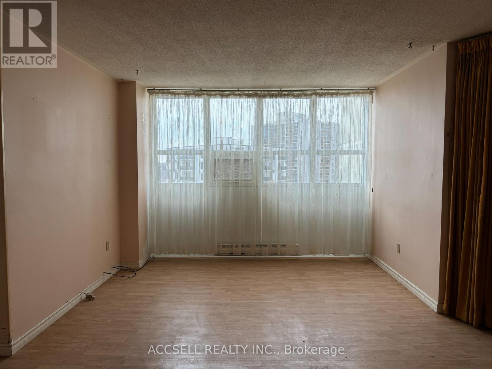Property at 1003 - 2323 CONFEDERATION PARKWAY image 3