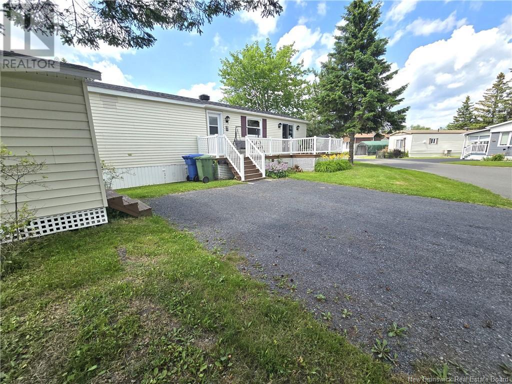 28 Parc P'tiso Street, Edmundston, New Brunswick  E3V 3X7 - Photo 35 - NB116310