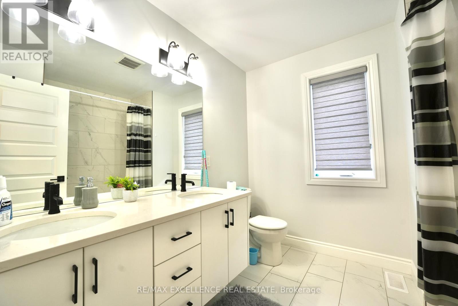 90 Wayside Lane, Southwold, Ontario  N5P 0G3 - Photo 10 - X12085881