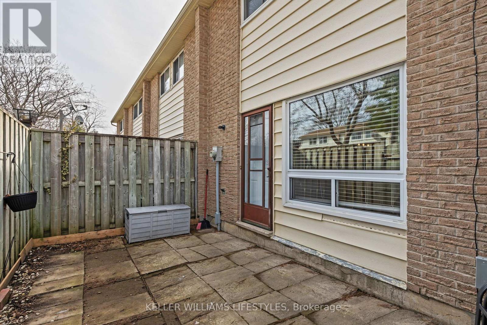 26 - 166 Southdale Road W, London South, Ontario  N6J 2J1 - Photo 40 - X12085434