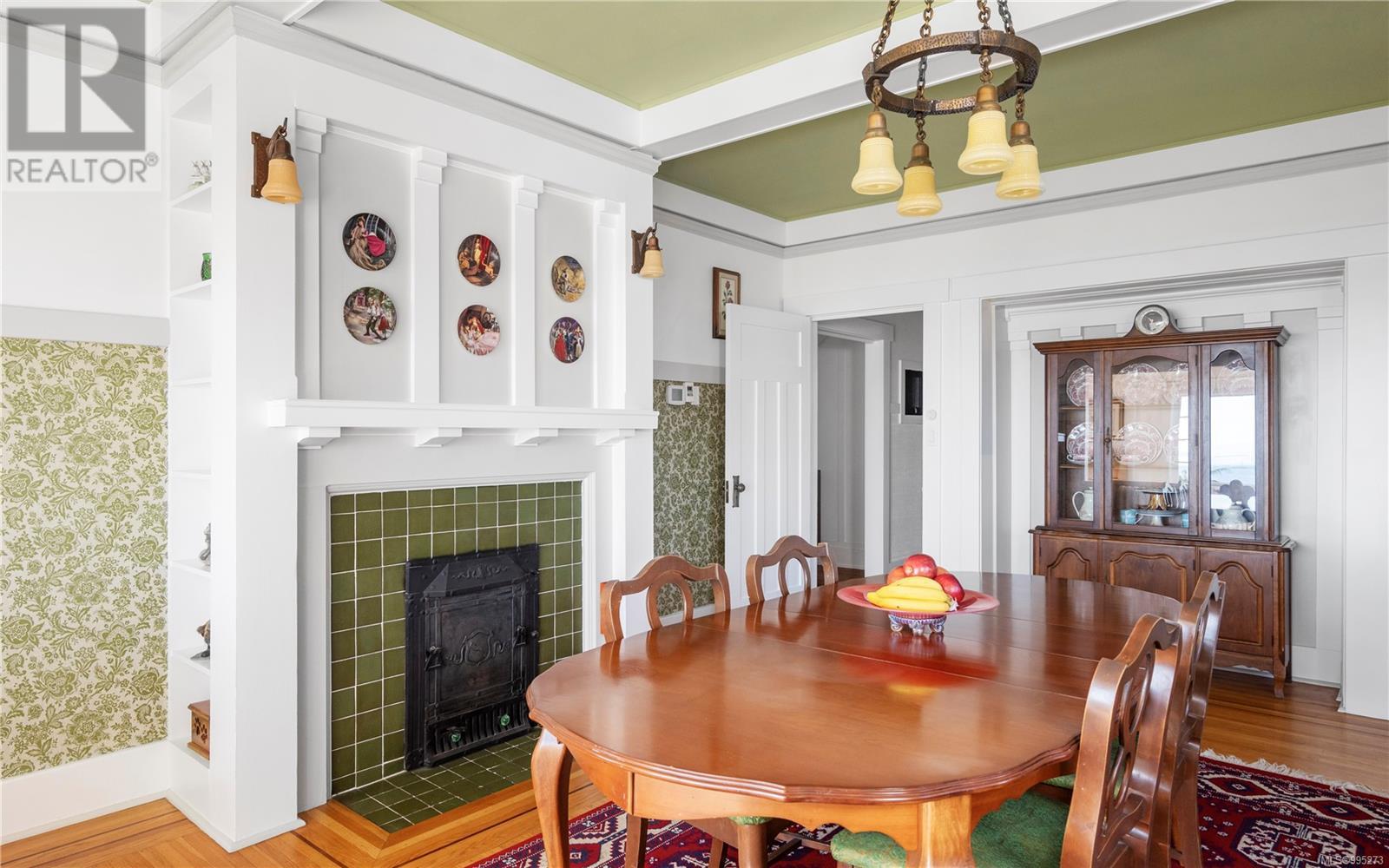 Property at 50 King George Terr image 2