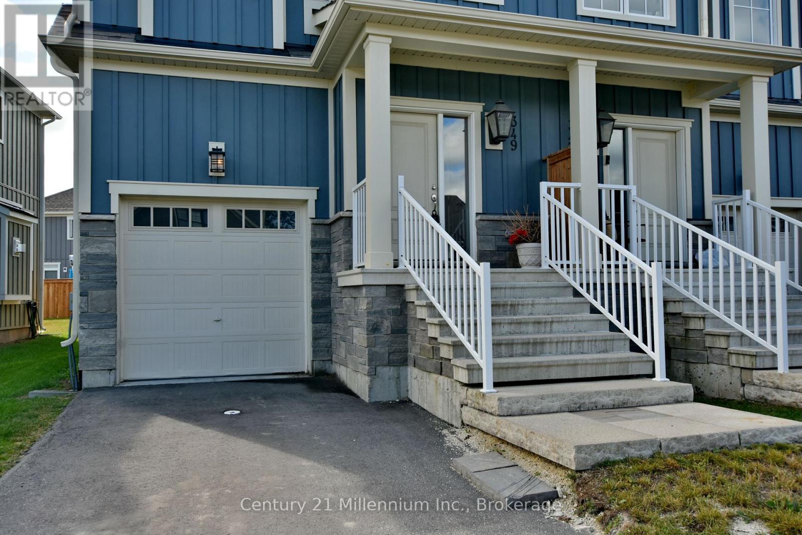 349 Yellow Birch Crescent, Blue Mountains, Ontario  L9Y 0R4 - Photo 2 - X12085999