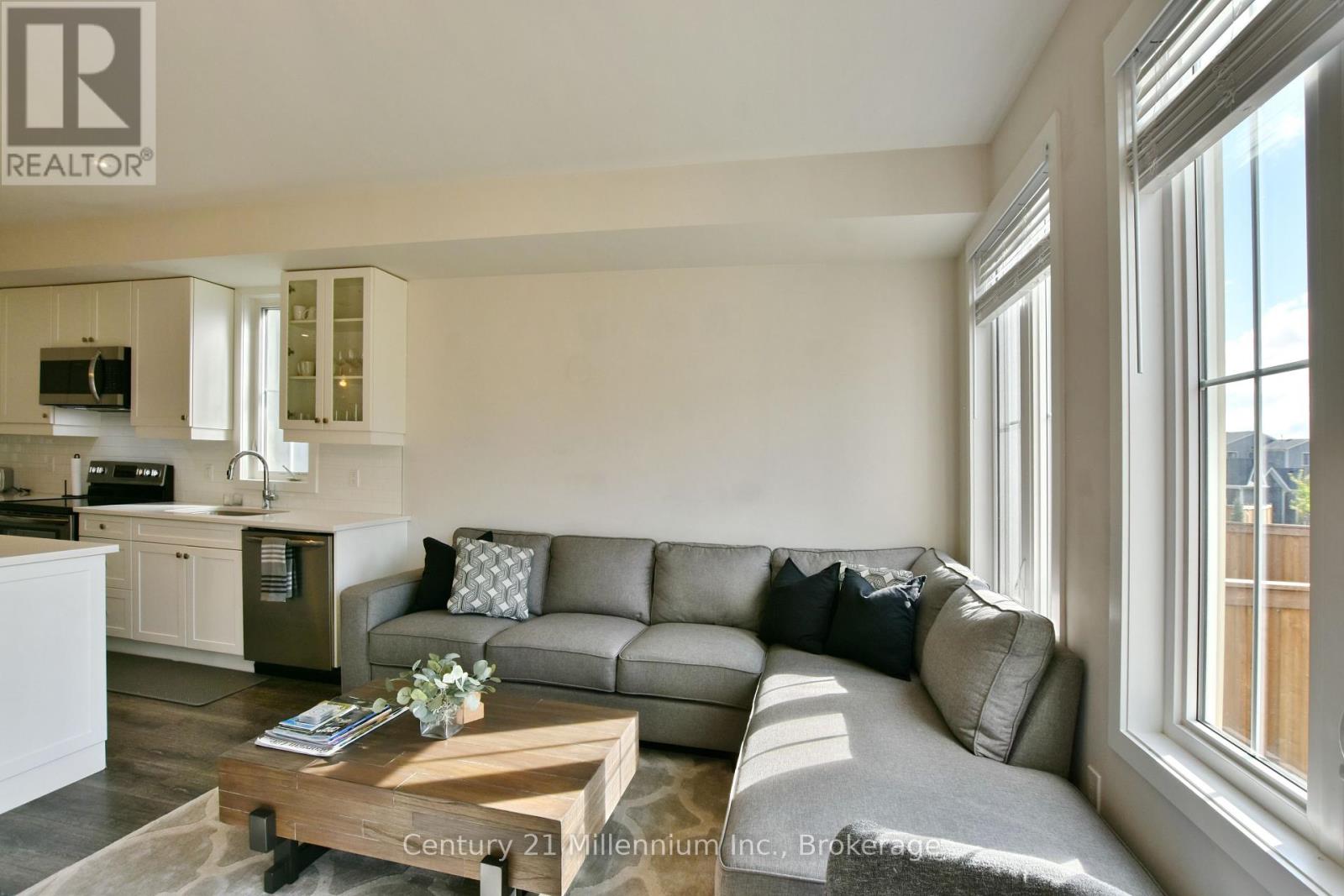 349 Yellow Birch Crescent, Blue Mountains, Ontario  L9Y 0R4 - Photo 20 - X12085999