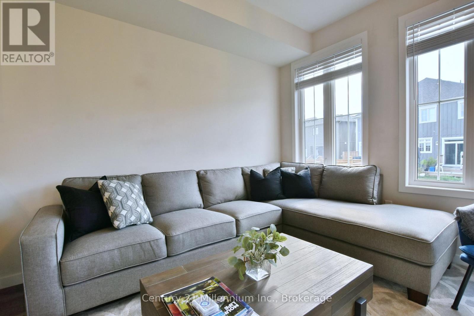 349 Yellow Birch Crescent, Blue Mountains, Ontario  L9Y 0R4 - Photo 22 - X12085999