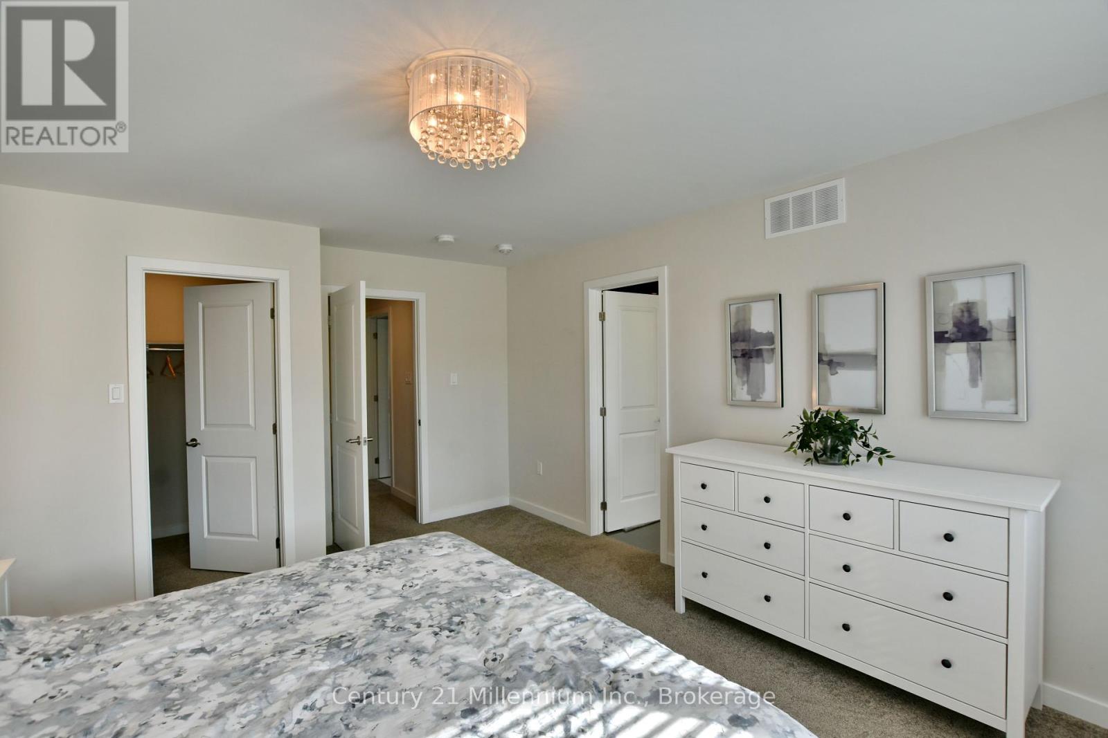 349 Yellow Birch Crescent, Blue Mountains, Ontario  L9Y 0R4 - Photo 27 - X12085999