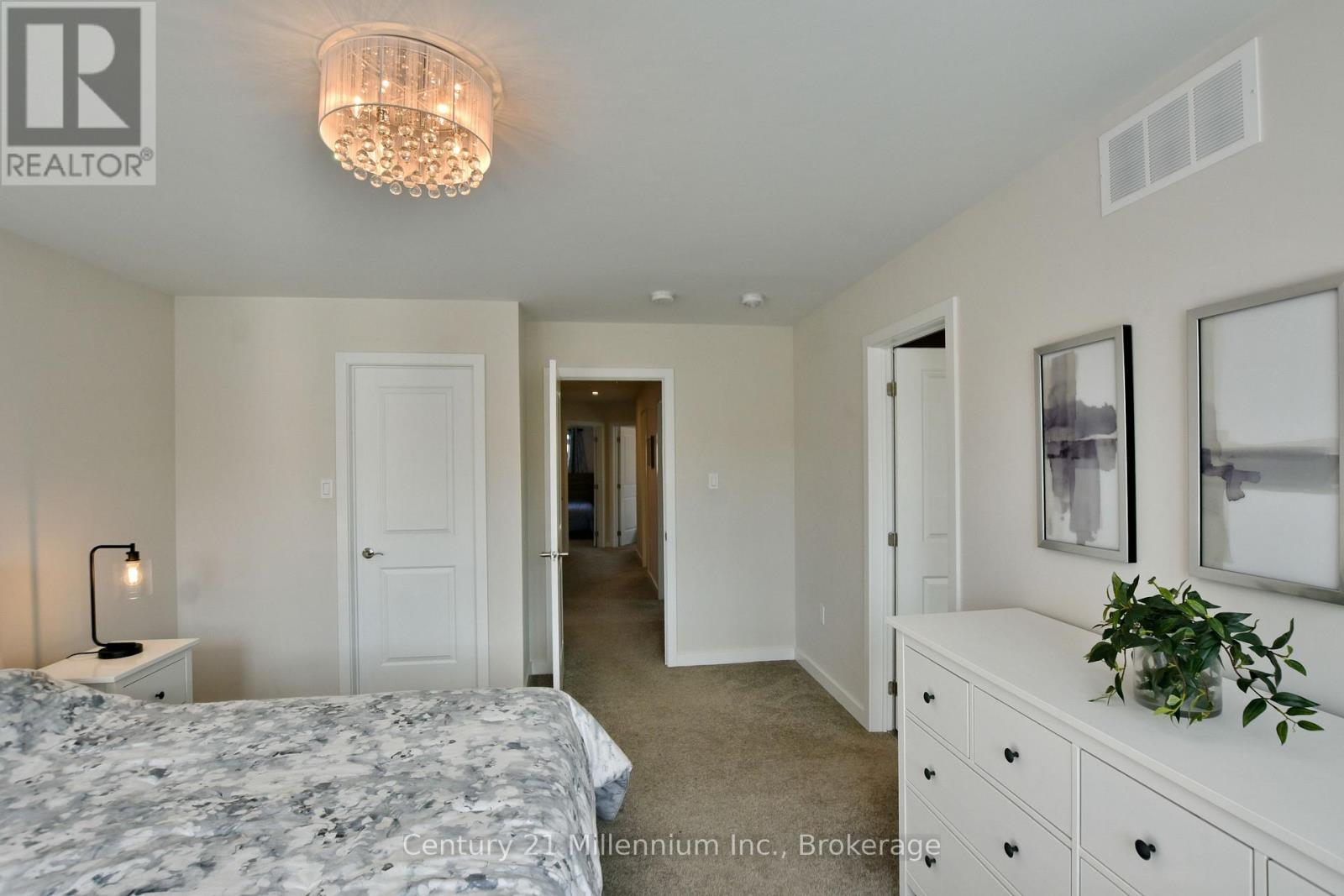 349 Yellow Birch Crescent, Blue Mountains, Ontario  L9Y 0R4 - Photo 30 - X12085999