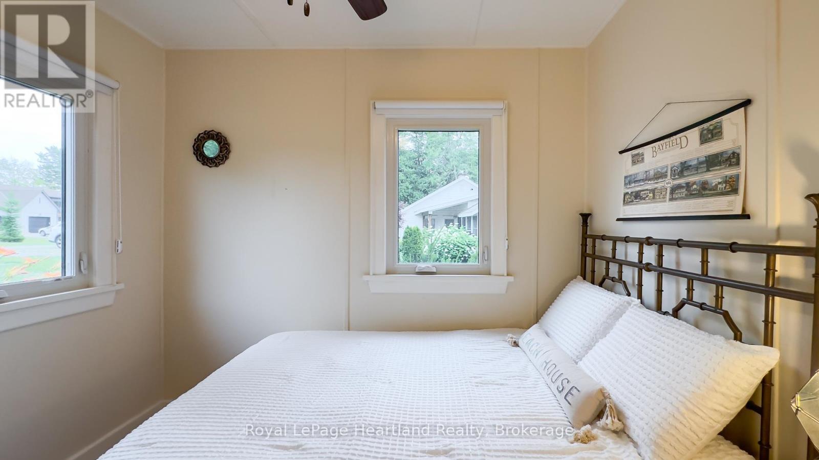8 Cedar Drive, Bluewater, Ontario  N0M 1G0 - Photo 25 - X12086046