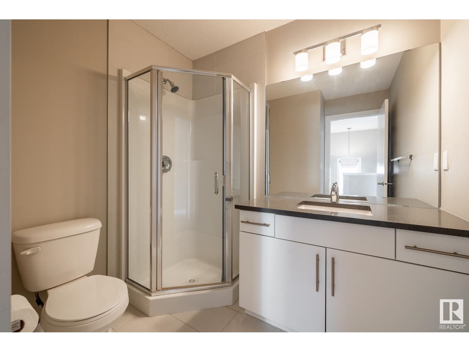 10922 University Av Nw, Edmonton, Alberta  T6G 1Y2 - Photo 32 - E4431069