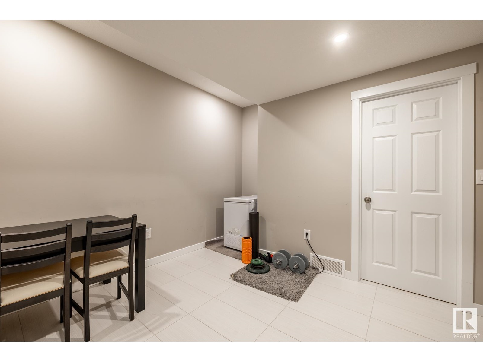 10922 University Av Nw, Edmonton, Alberta  T6G 1Y2 - Photo 40 - E4431069
