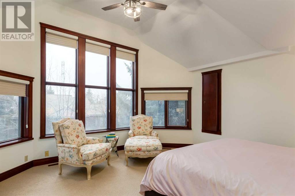 436 Coach Light Bay Sw, Calgary, Alberta  T3H 1Z2 - Photo 24 - A2206791