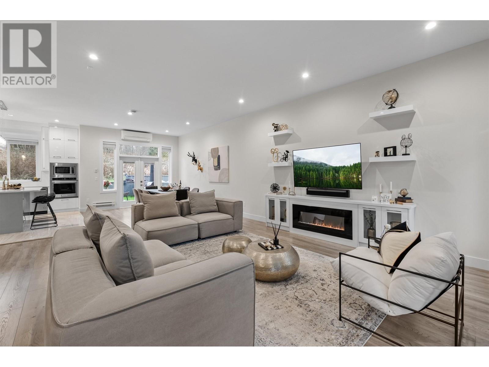 Property at 102 3499 GISLASON AVENUE image 3