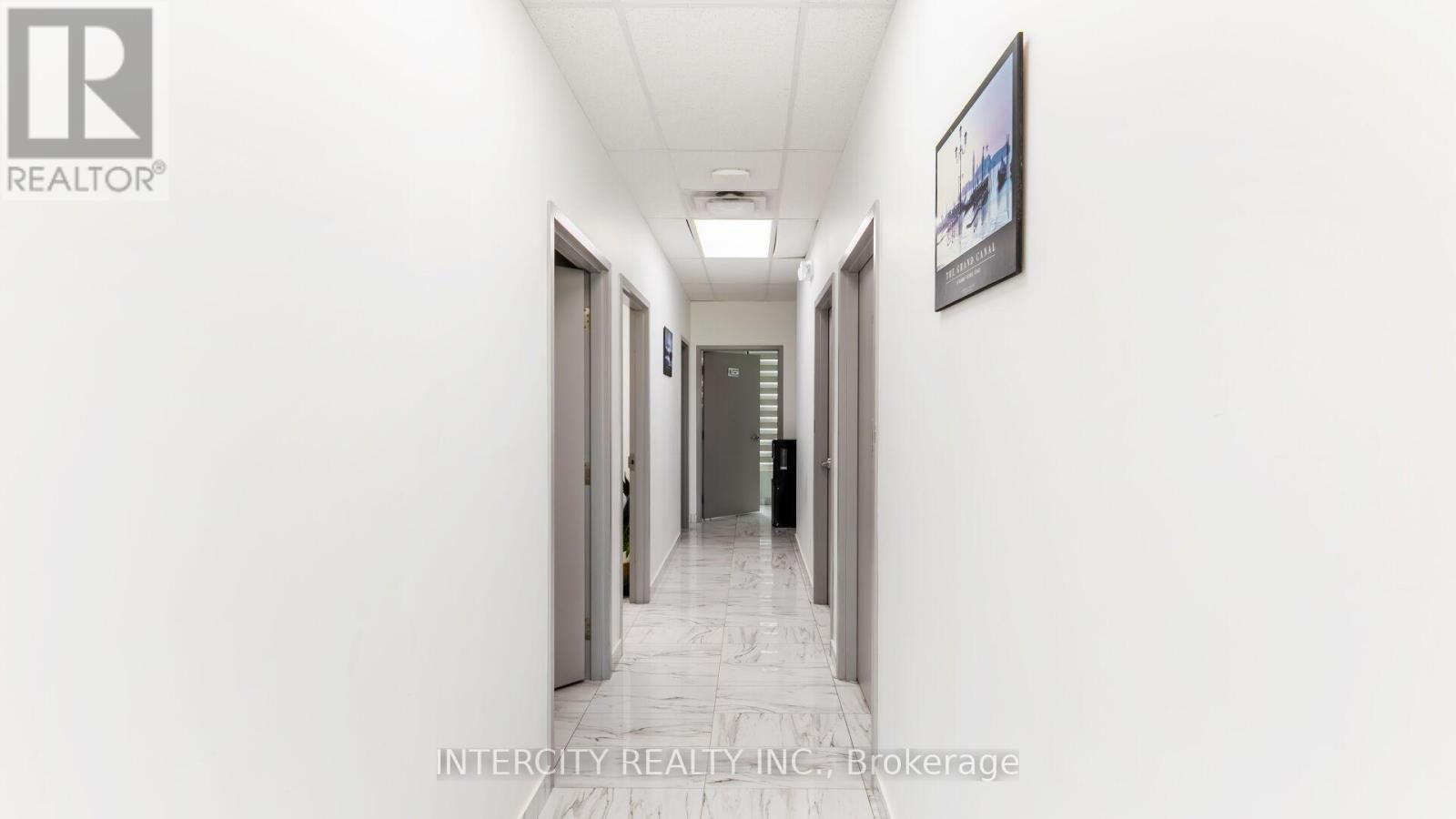 Unit C - 200 County Court Boulevard, Brampton, Ontario  L6W 4K7 - Photo 14 - W12086067