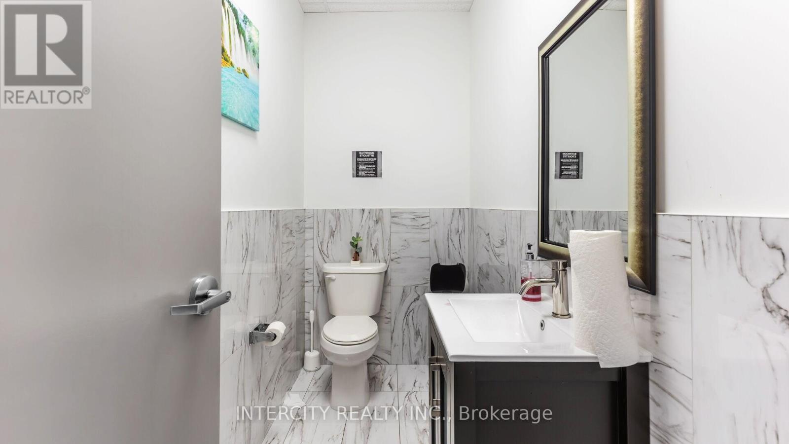 Unit C - 200 County Court Boulevard, Brampton, Ontario  L6W 4K7 - Photo 24 - W12086067