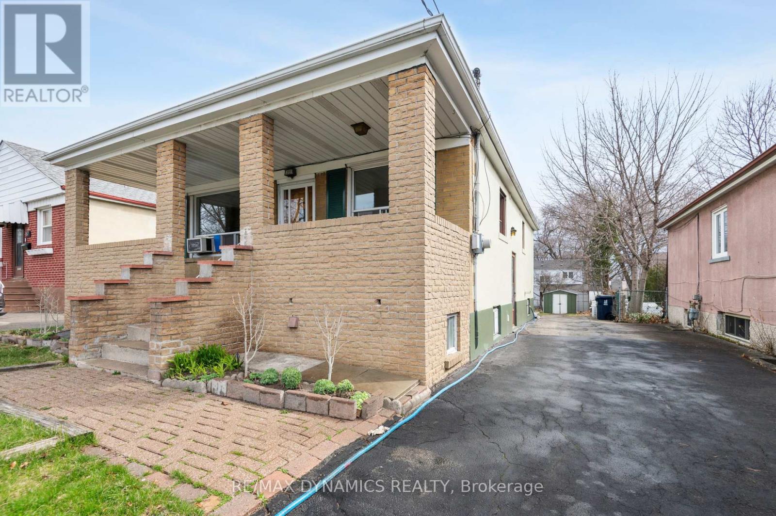 Property at 55 DALBEATTIE AVENUE image 2