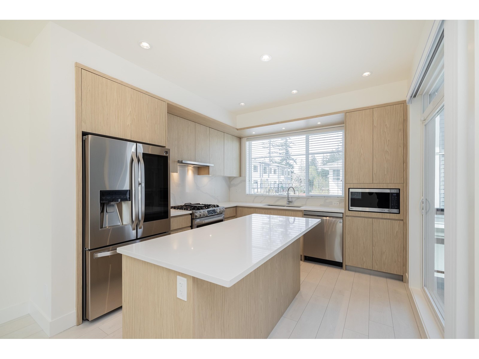 27 2328 167A STREET, surrey, British Columbia