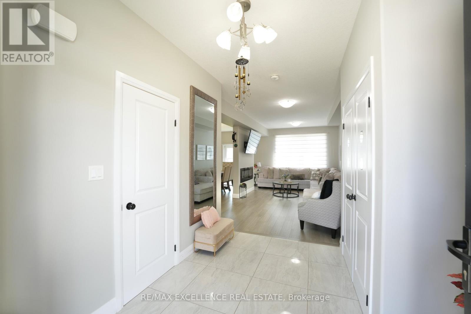Property at 2347 BAKERVILLA STREET image 3