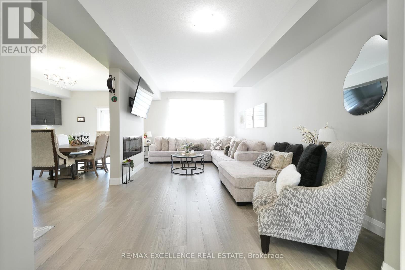 Property at 2347 BAKERVILLA STREET image 5
