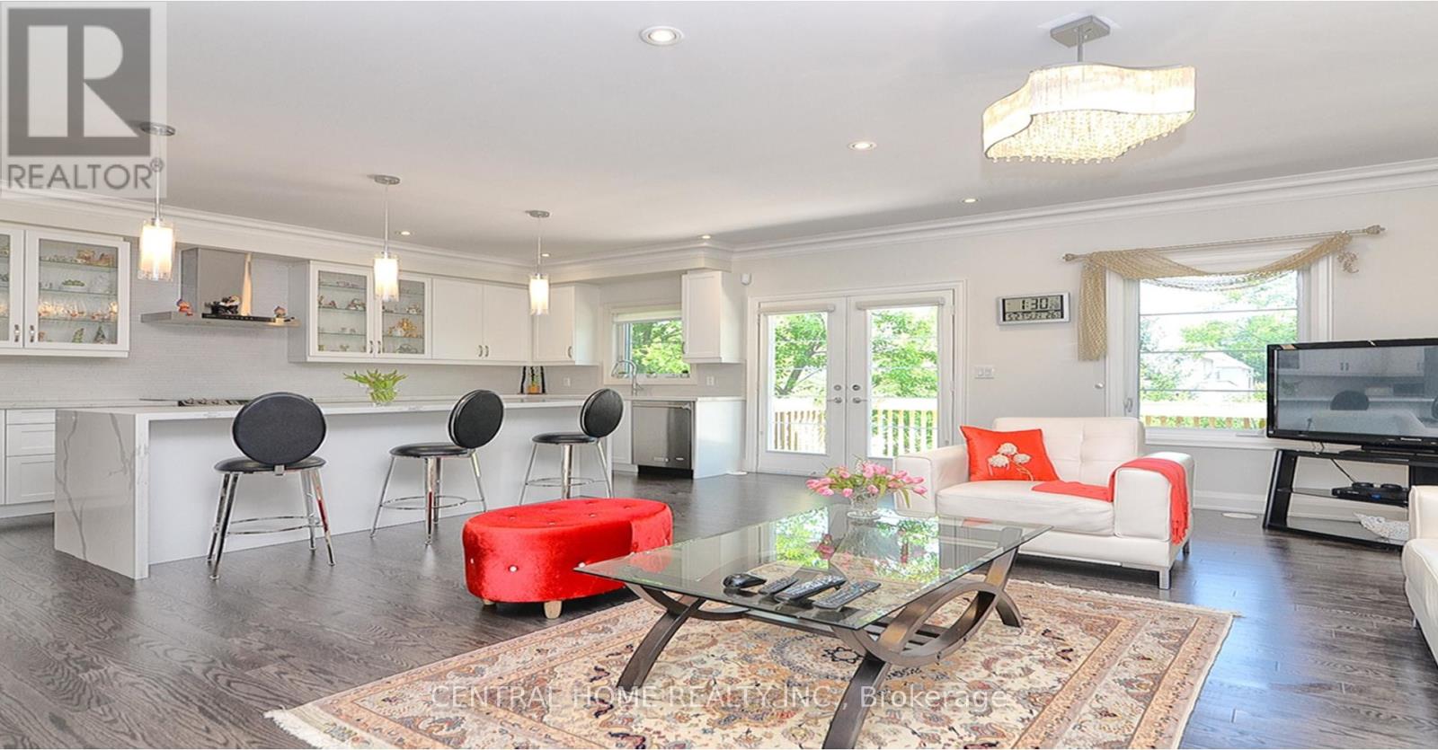 47 Divon Lane, Richmond Hill, Ontario  L4B 0G4 - Photo 4 - N12068392