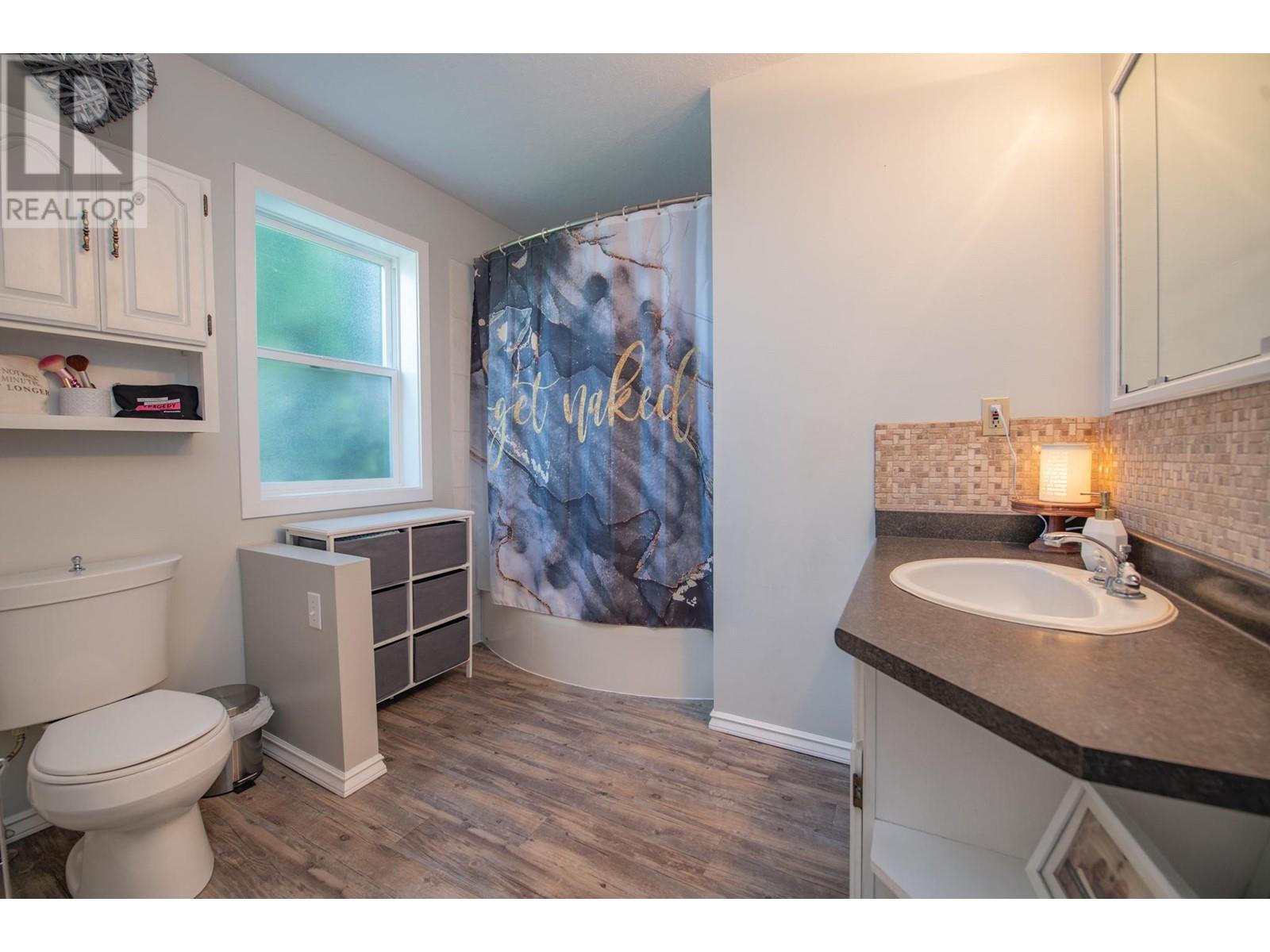 Property at 7292 Mountridge Road image 2