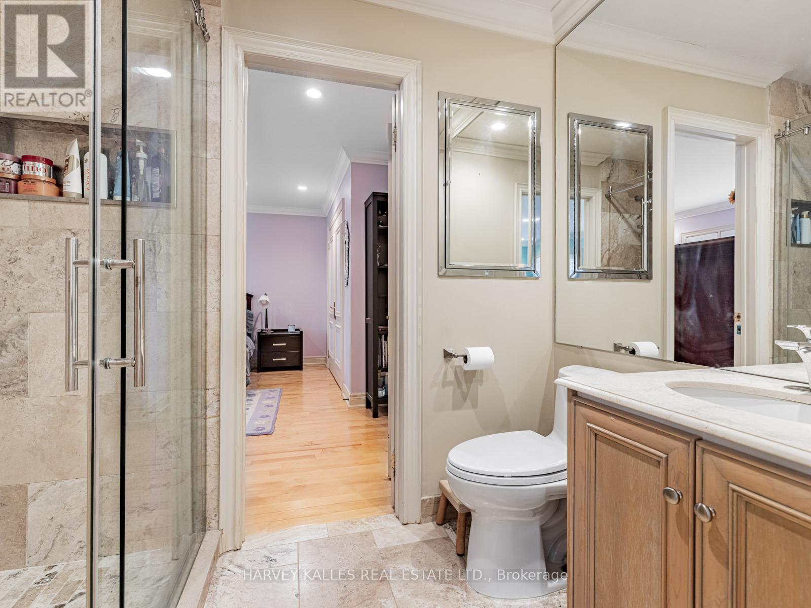55 Viewmount Avenue, Toronto, Ontario  M6B 1T2 - Photo 27 - C12086012