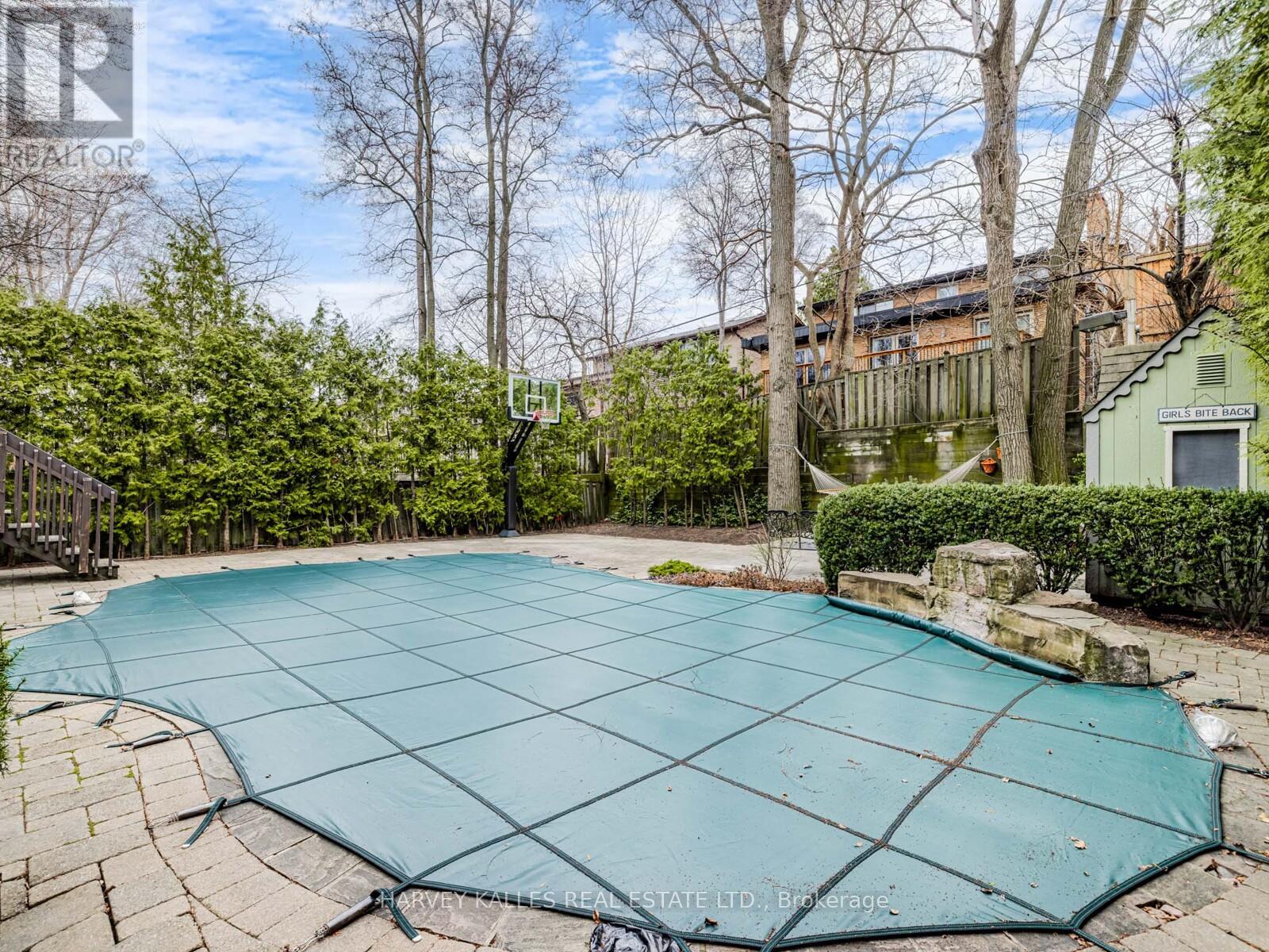 55 Viewmount Avenue, Toronto, Ontario  M6B 1T2 - Photo 37 - C12086012