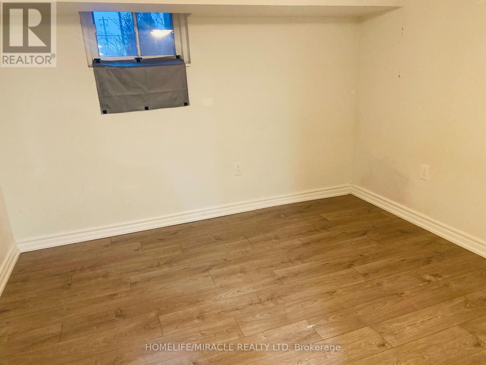 Bsmt - 18 Knightsbridge Road, Toronto, Ontario  M1L 2B2 - Photo 10 - E12022000