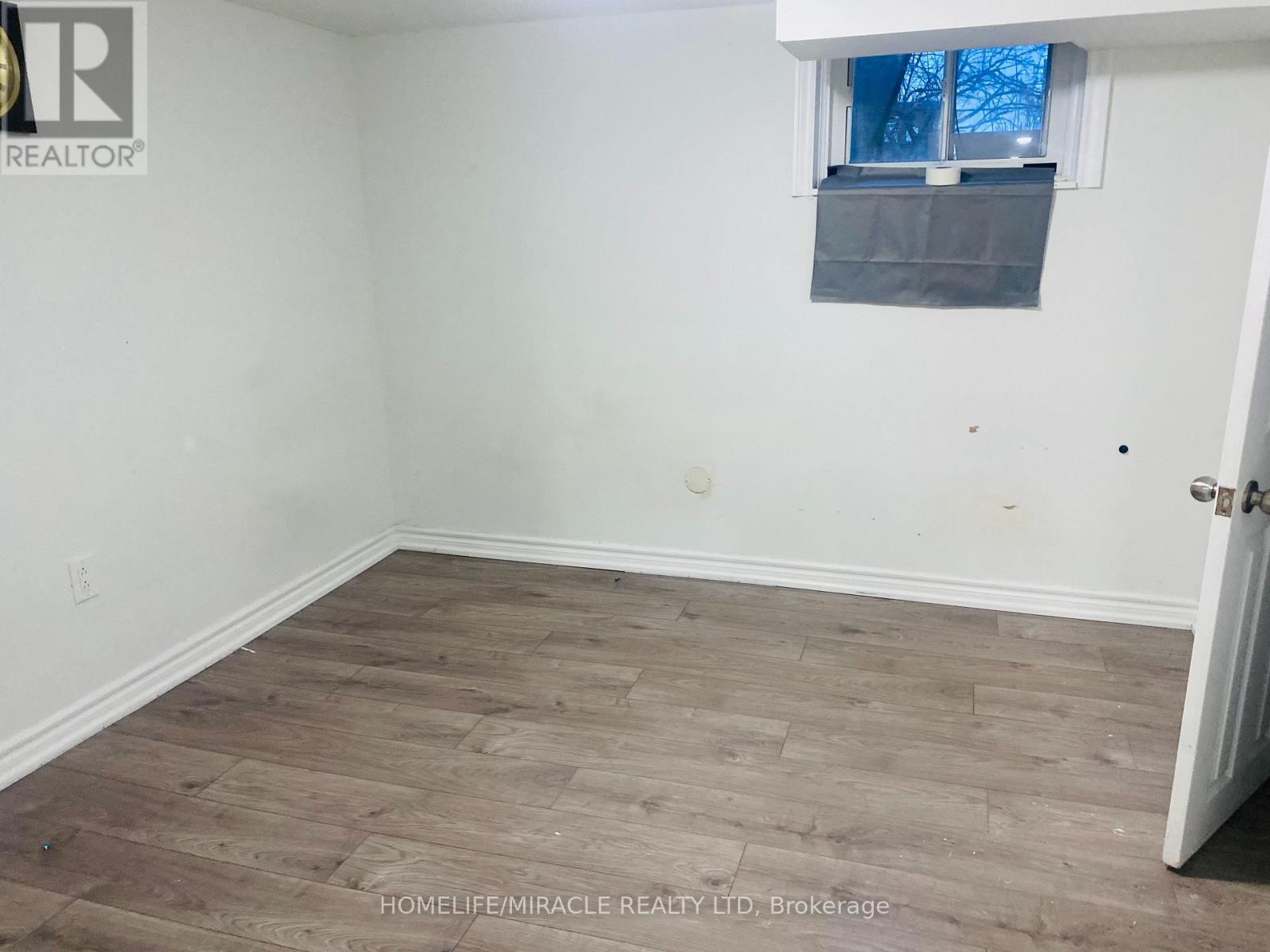 Bsmt - 18 Knightsbridge Road, Toronto, Ontario  M1L 2B2 - Photo 6 - E12022000