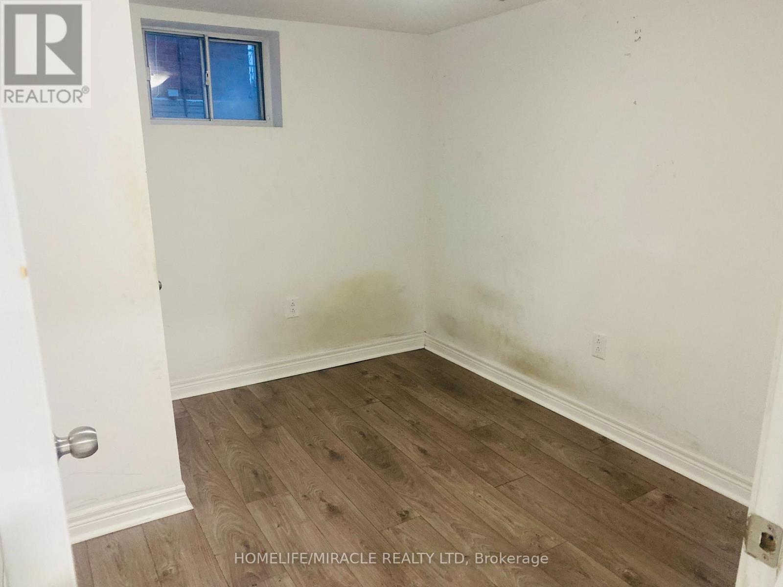 Bsmt - 18 Knightsbridge Road, Toronto, Ontario  M1L 2B2 - Photo 9 - E12022000