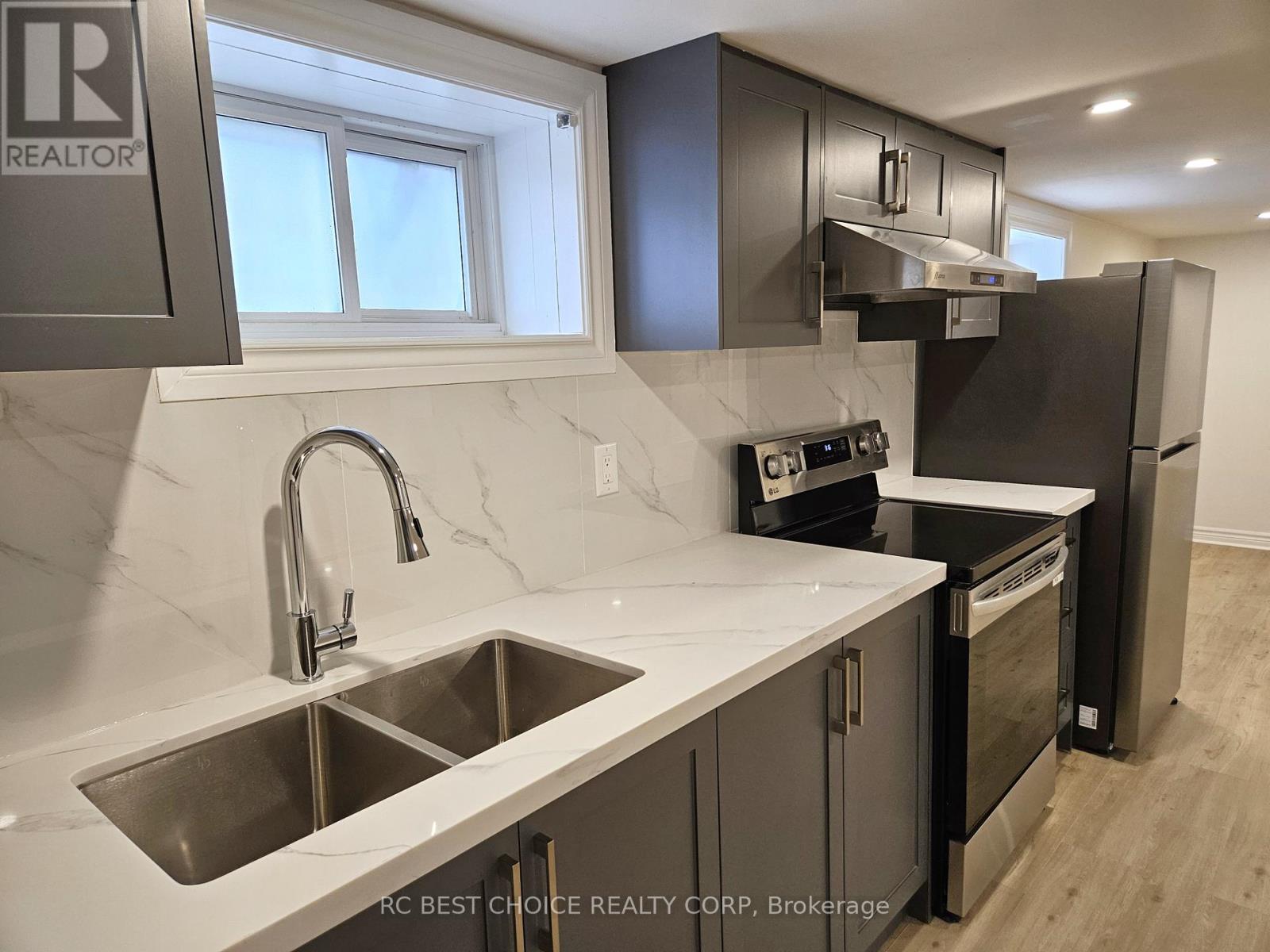 Lower - 45 Mayall Avenue, Toronto, Ontario  M3L 1E7 - Photo 8 - W12085007