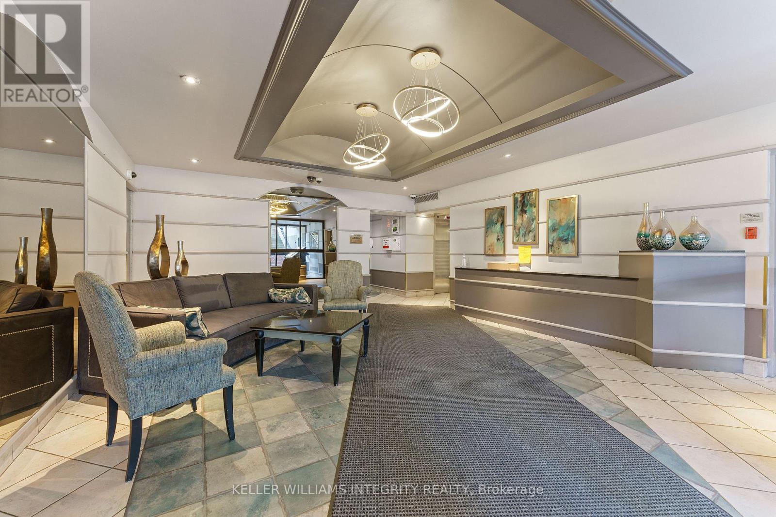 Property at 1804 - 158 MCARTHUR AVENUE image 2