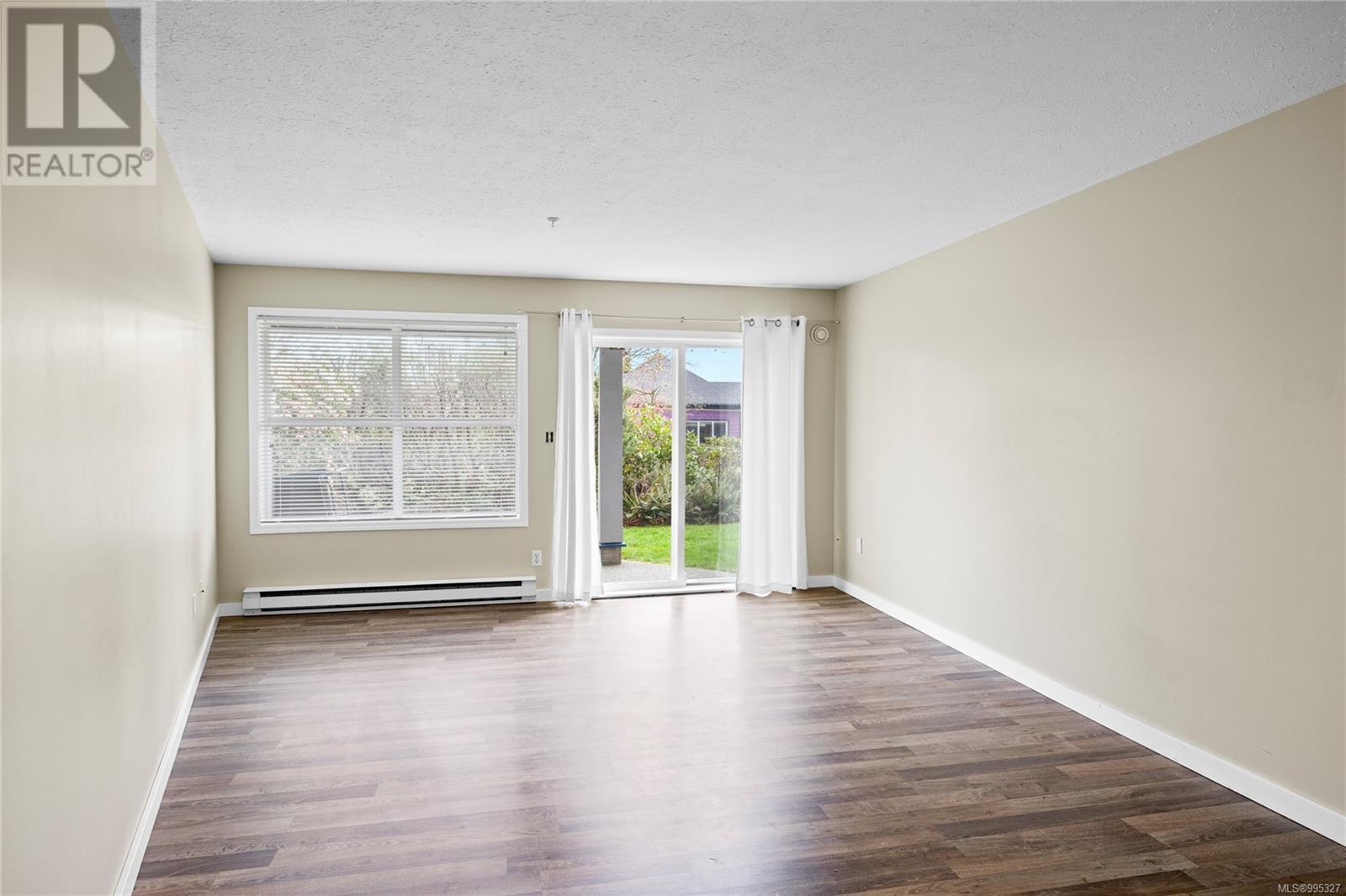 Property at 102 650 Prideaux St image 5