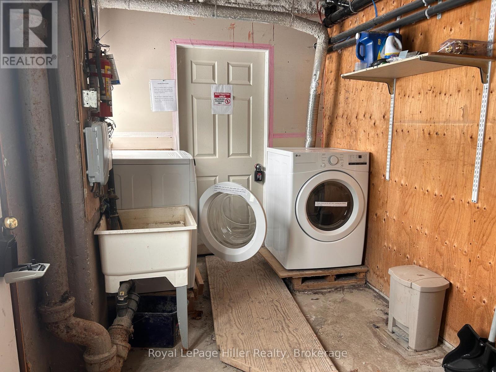 256 Huron Road, Perth South, Ontario  N0K 1X0 - Photo 11 - X11982747