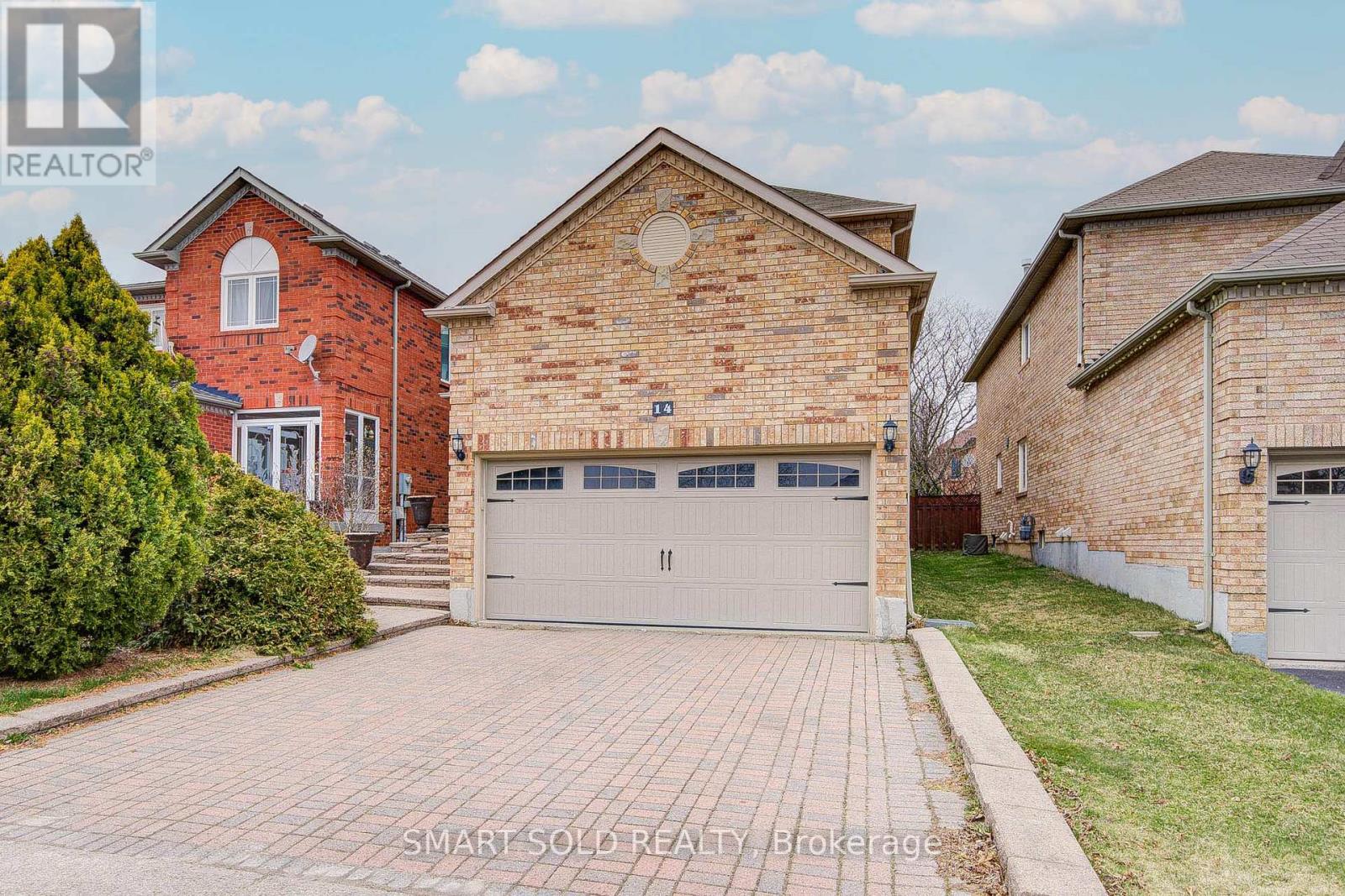 Property at 14 CANYON CREEK AVENUE image 2