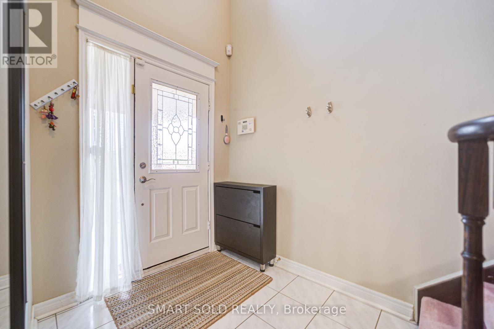 Property at 14 CANYON CREEK AVENUE image 5