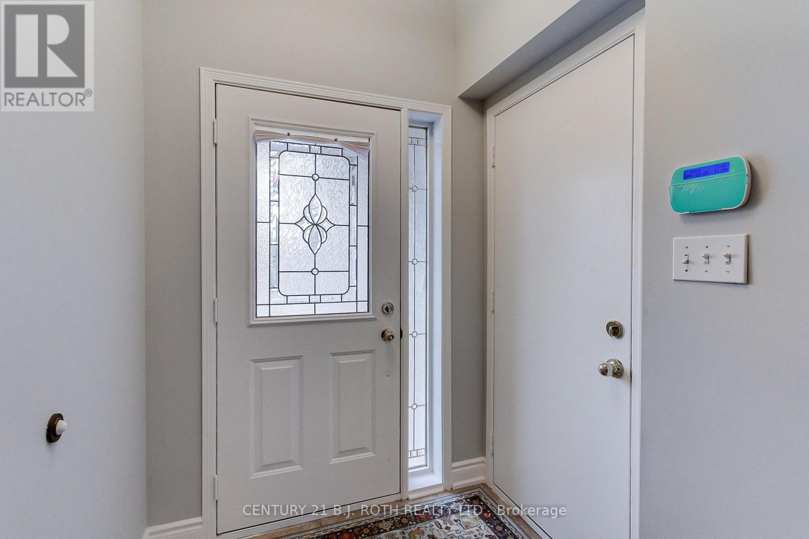 Property at 484 MENCZEL CRESCENT image 4
