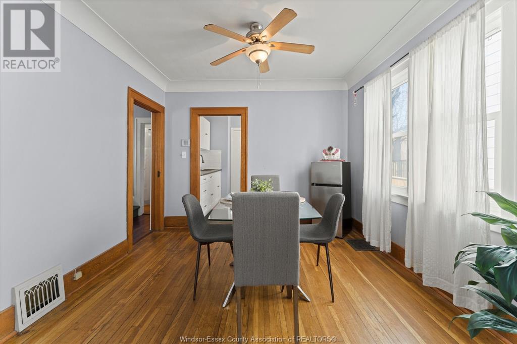 Property at 1673 CADILLAC image 5
