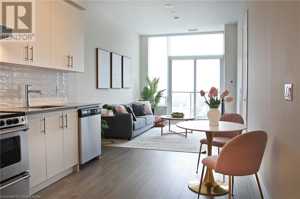 212 King William Street Unit# 1413, Hamilton, Ontario  L8R 0A7 - Photo 4 - 40717613