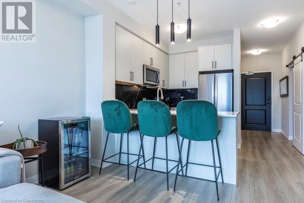 120 Springvalley Crescent Unit# 208, Hamilton, Ontario  L9C 0G2 - Photo 10 - 40717413