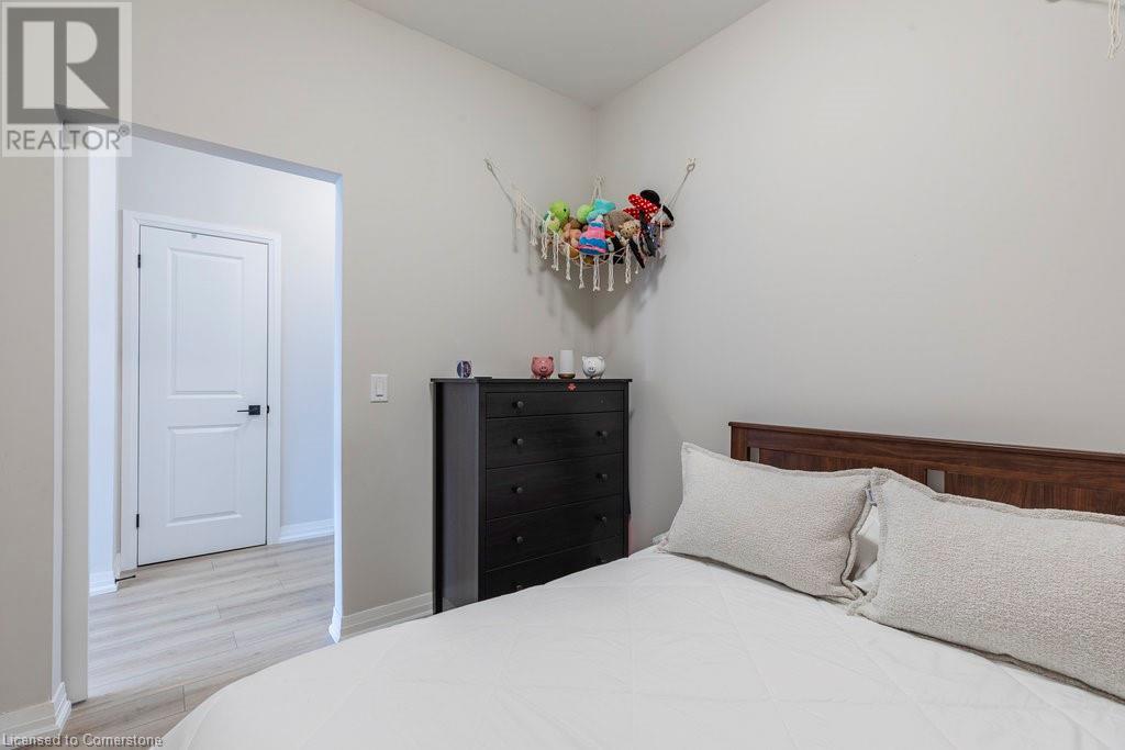 120 Springvalley Crescent Unit# 208, Hamilton, Ontario  L9C 0G2 - Photo 32 - 40717413