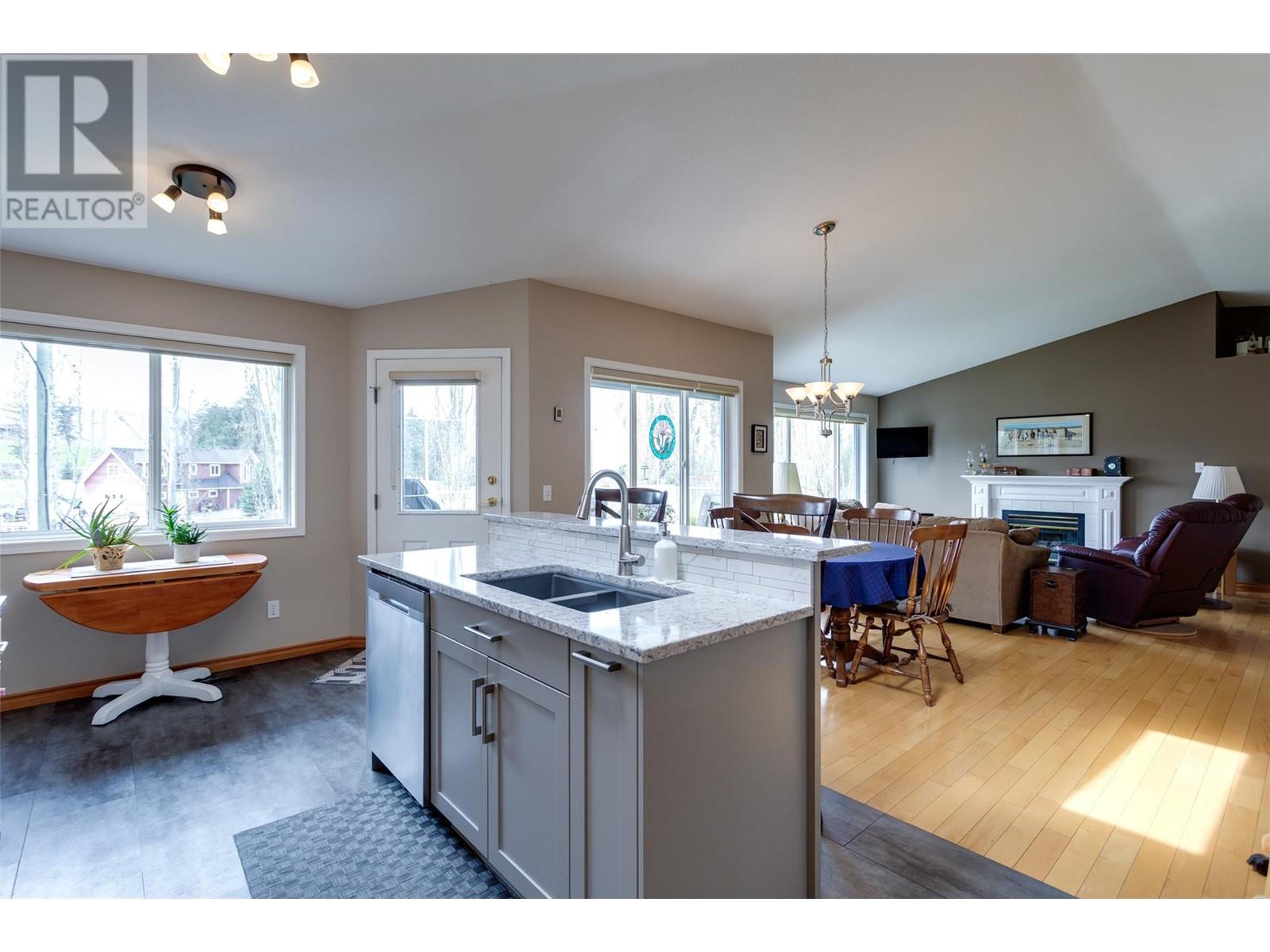11290 Bond Road Unit# 14, Lake Country, British Columbia  V4V 1E1 - Photo 19 - 10343513