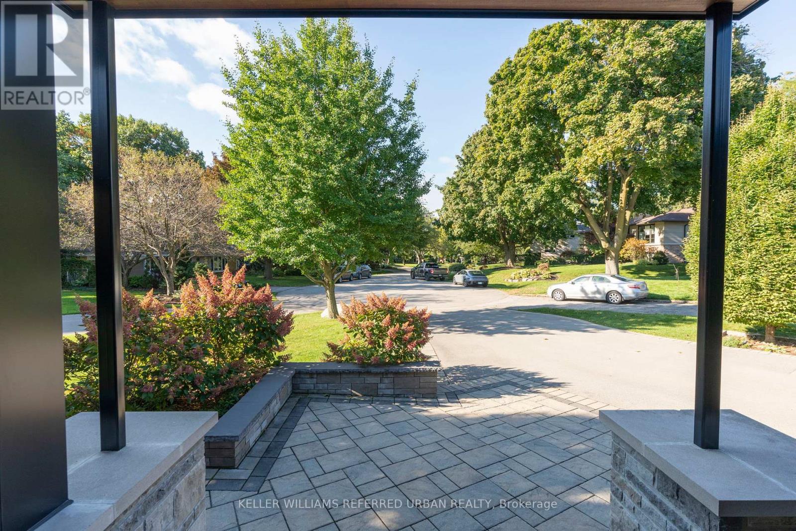 Property at 18 PLUMBSTEAD COURT image 3