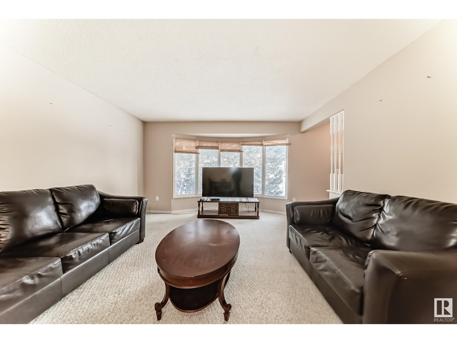 Property at 2528 78 ST NW image 3