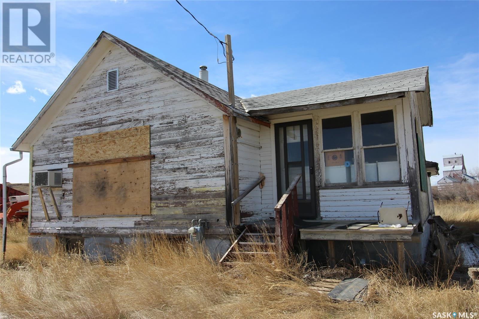 0 Railway Street E, Eastend, Saskatchewan  S0N 0T0 - Photo 12 - SK002899