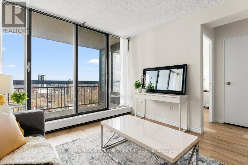 1803 - 150 Charlton Avenue E, Hamilton (Corktown), Ontario  L8N 3X3 - Photo 14 - X12086161