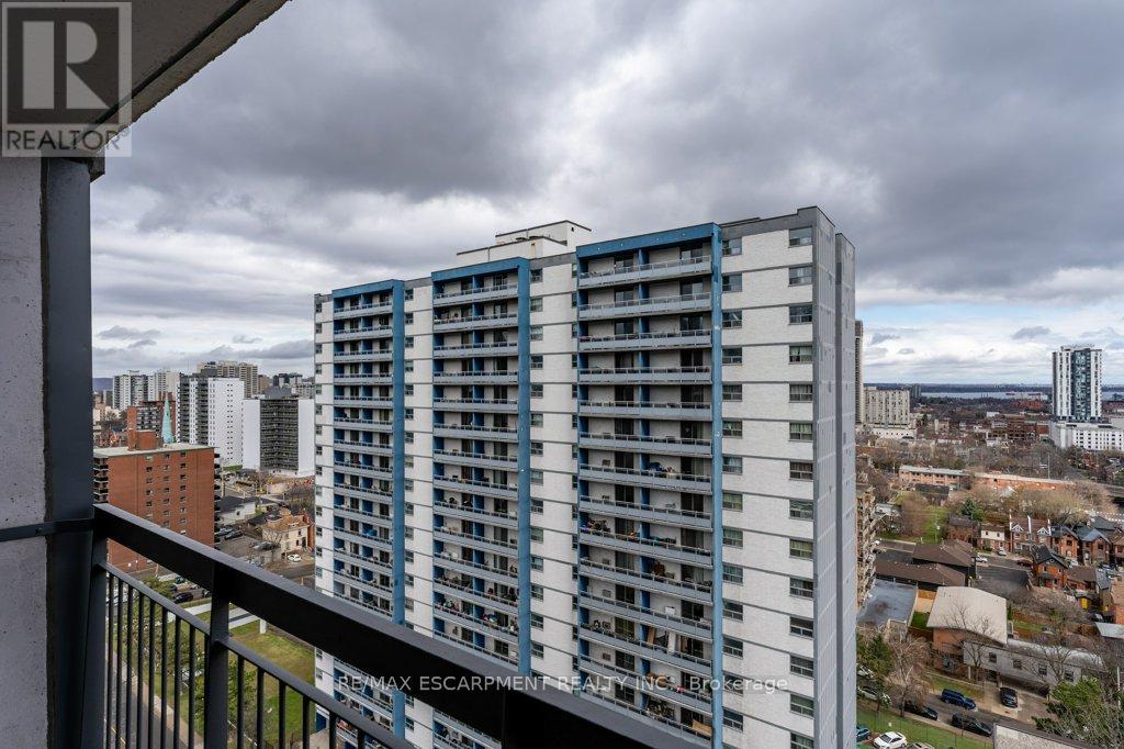 1803 - 150 Charlton Avenue E, Hamilton (Corktown), Ontario  L8N 3X3 - Photo 17 - X12086161